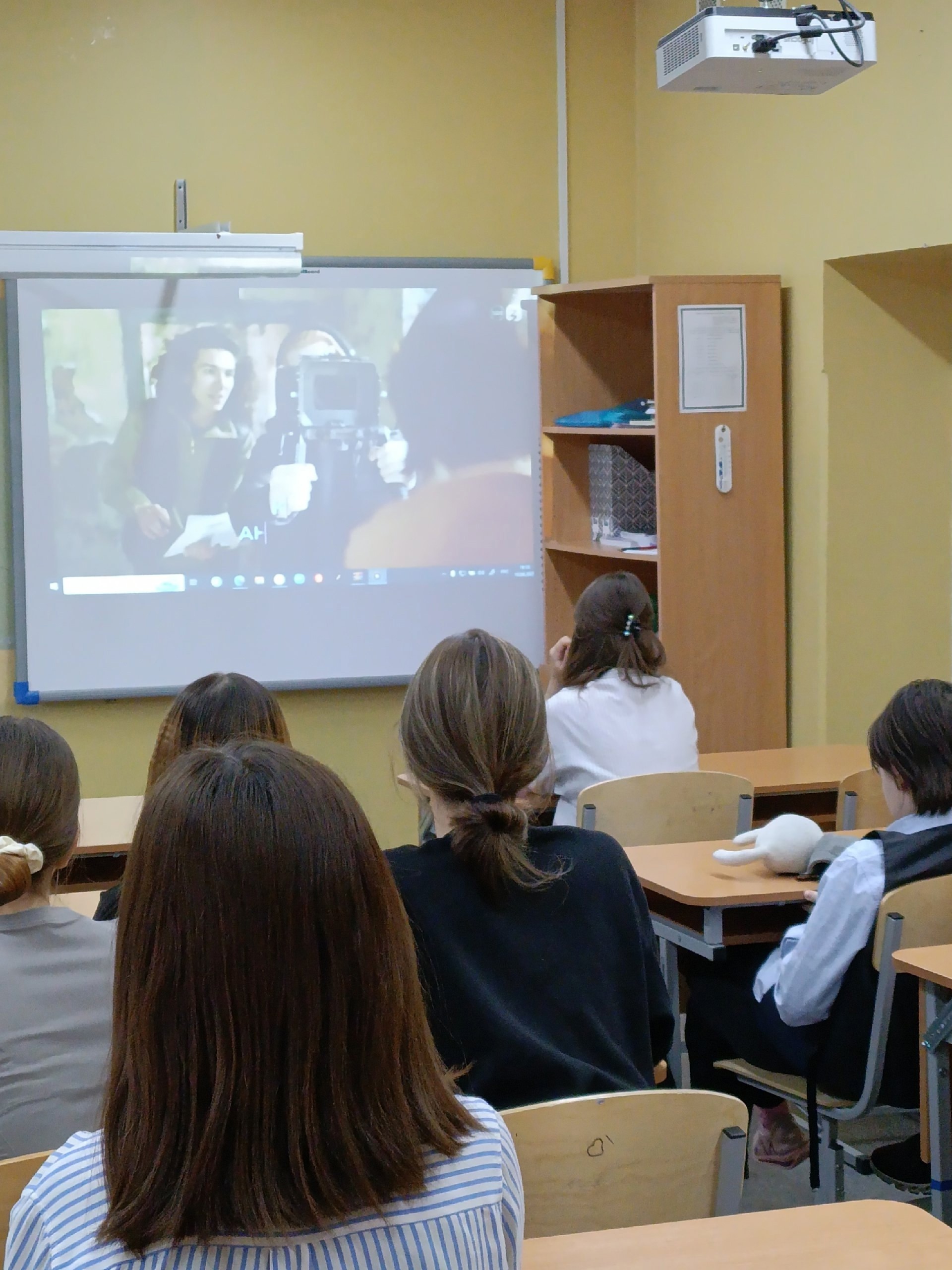 &amp;quot;Россия — мои горизонты&amp;quot;: погружение в мир искусства и дизайна в МОУ &amp;quot;СОШ № 4&amp;quot;.
